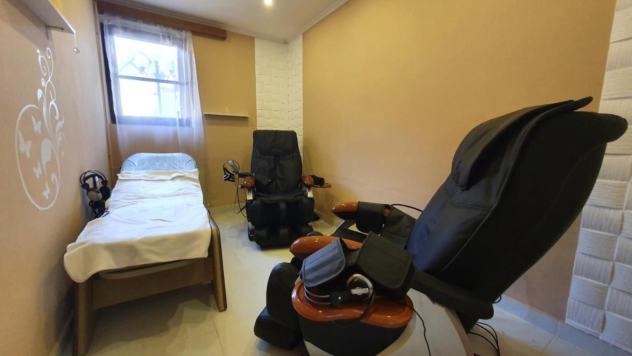 Harmonia Apartmanhaz Balatonlelle Εξωτερικό φωτογραφία